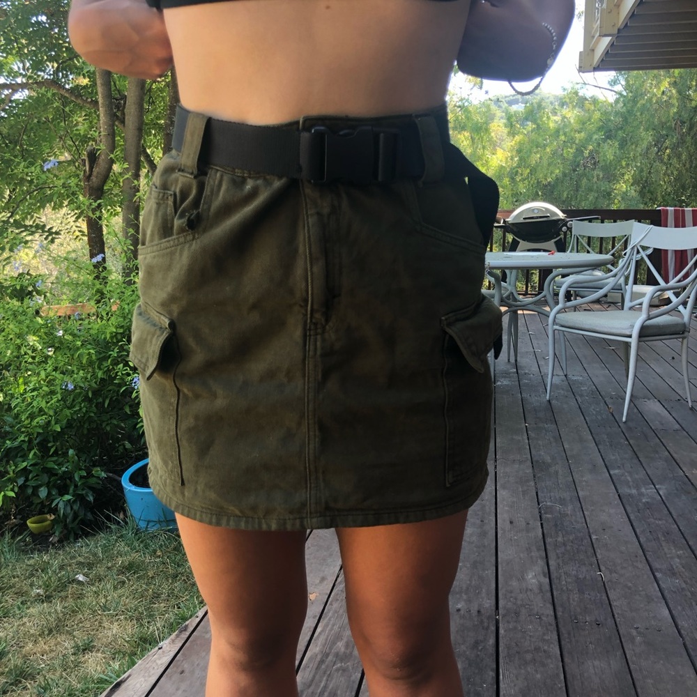 green cargo skirt